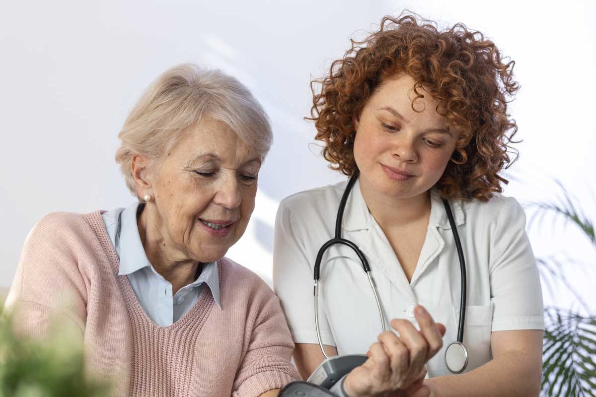 Tout savoir sur les soins infirmiers pour les personnes âgées