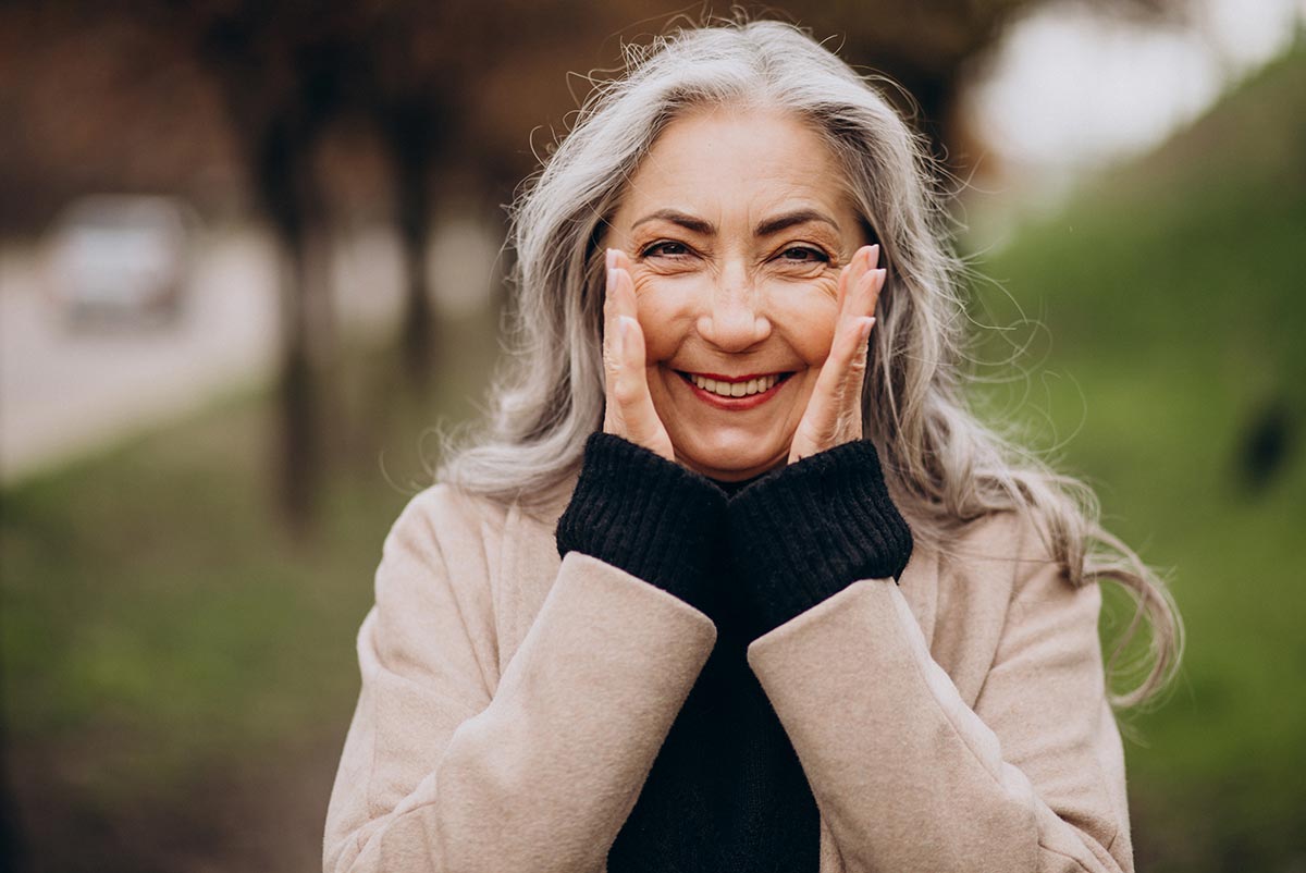 Femme souriante